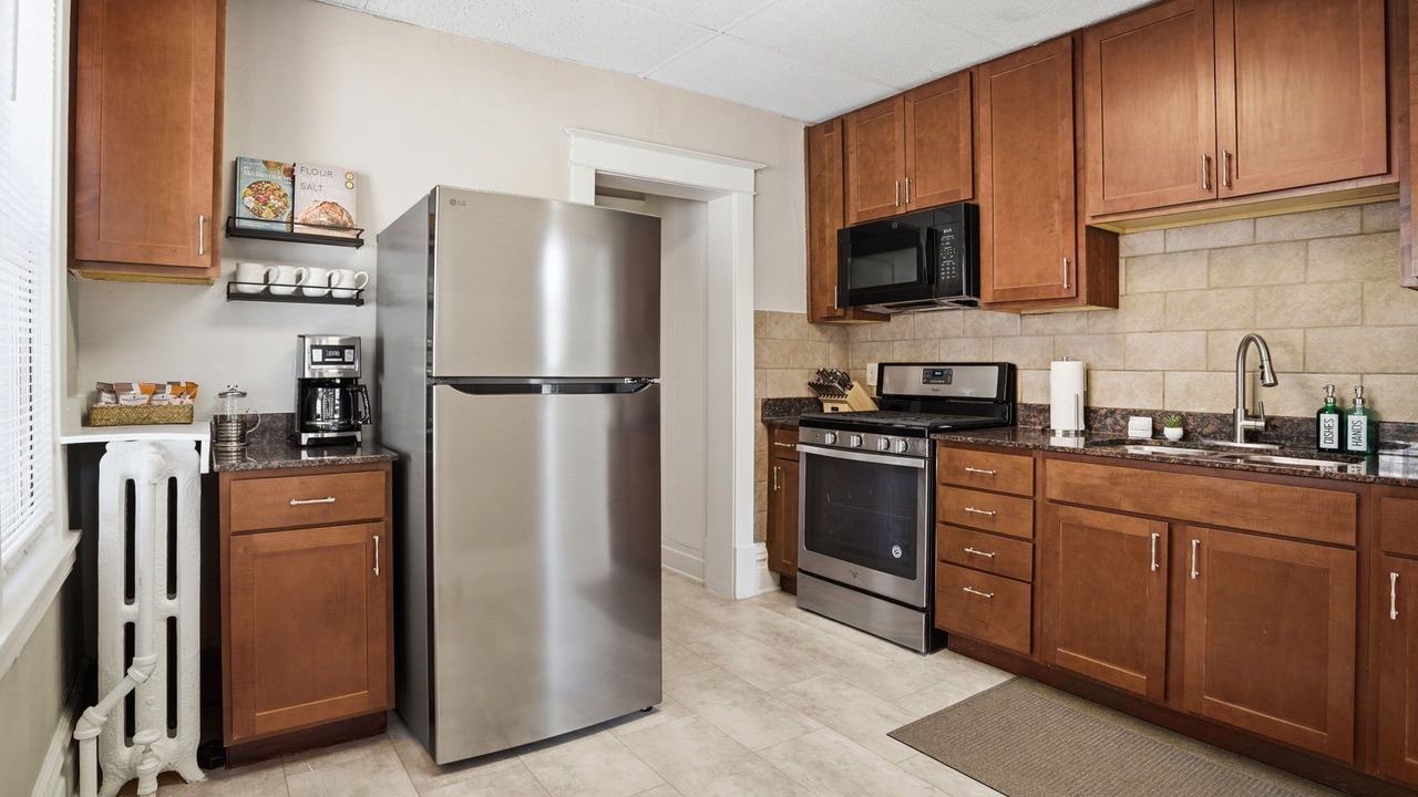 Photo of Kitchen in Summit - University
