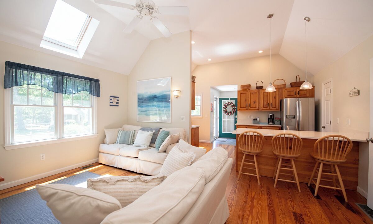 Photo of Livingroom in South Chatham