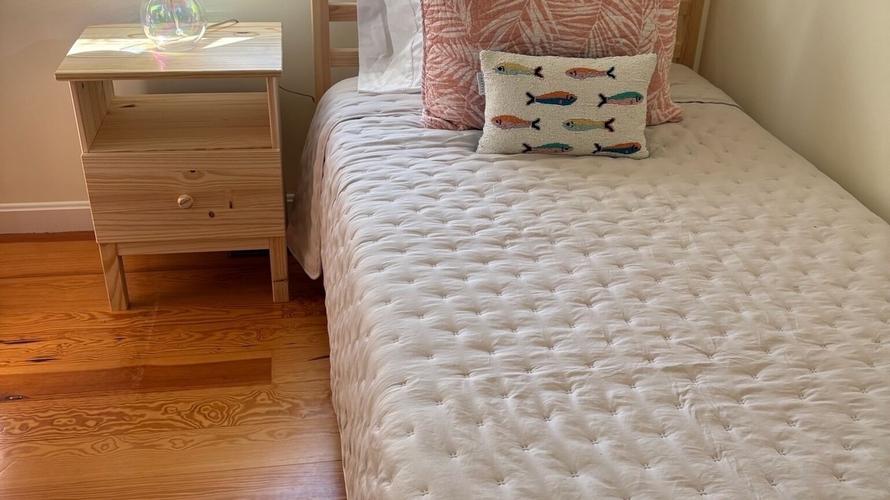 Photo of Bedroom in South Chatham
