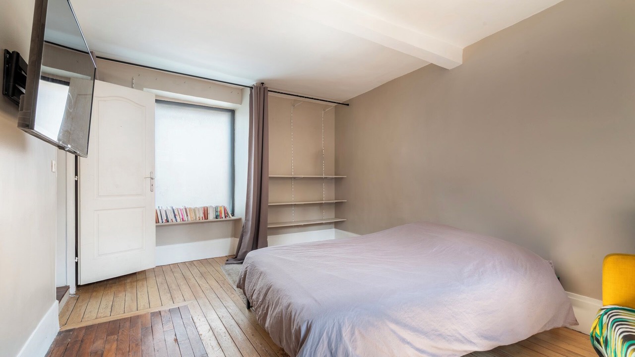 Photo of Bedroom in Montreuil