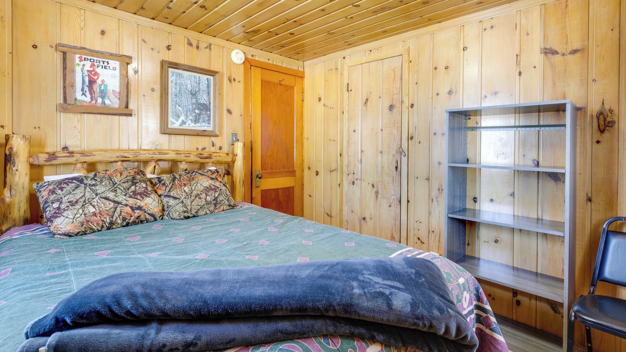 Photo of Bedroom in Arbor Vitae