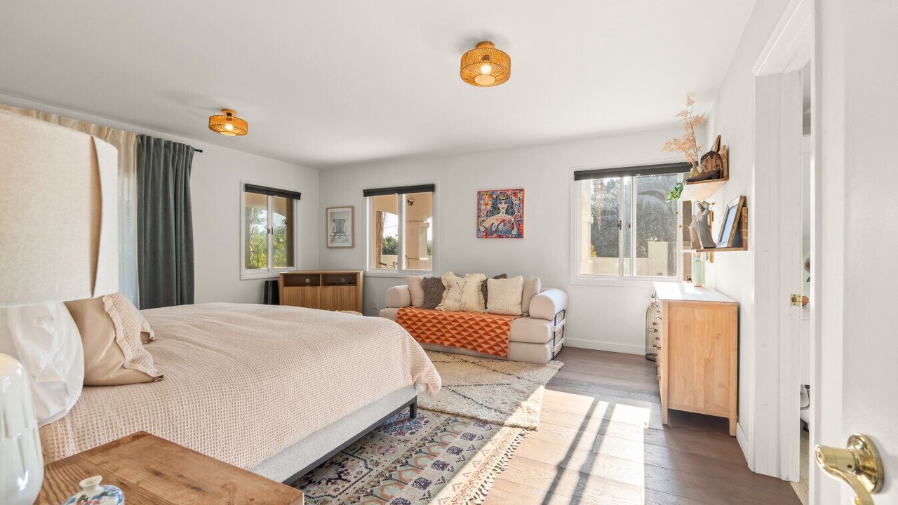 Photo of Bedroom in Mira Monte