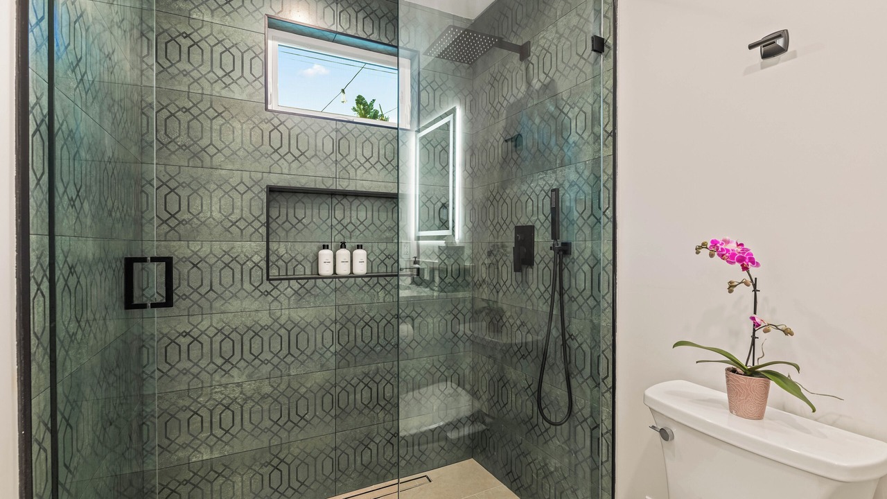 Photo of Bathroom in Hollywood Hills West