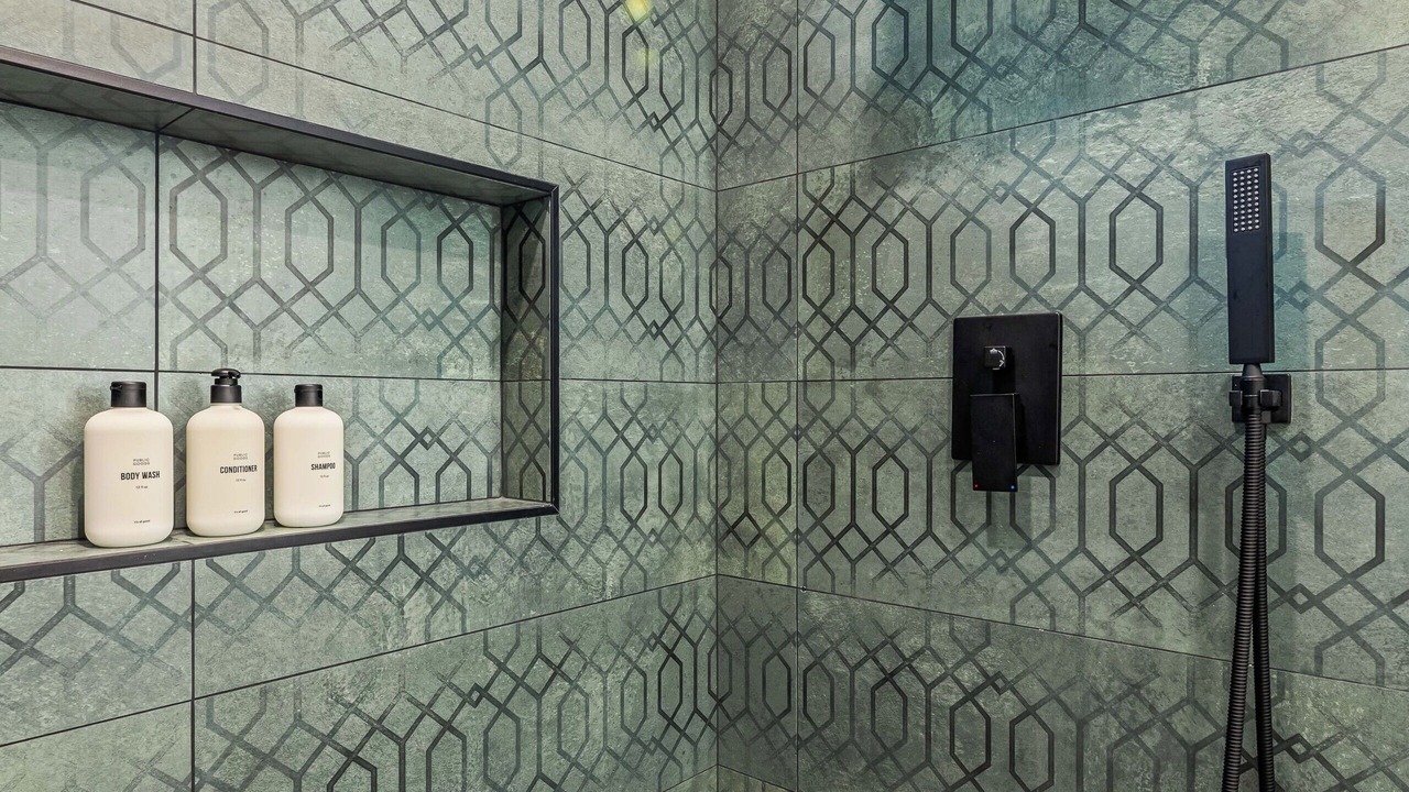 Photo of Bathroom in Hollywood Hills West