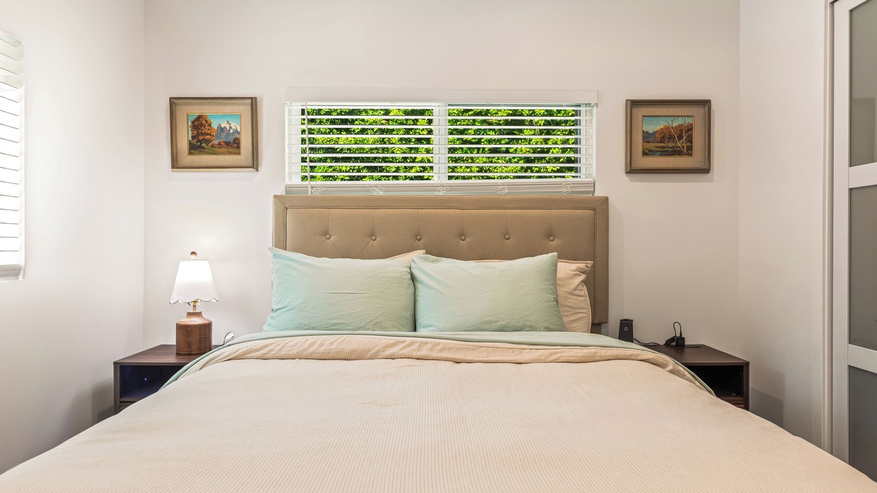 Photo of Bedroom in Hollywood Hills West