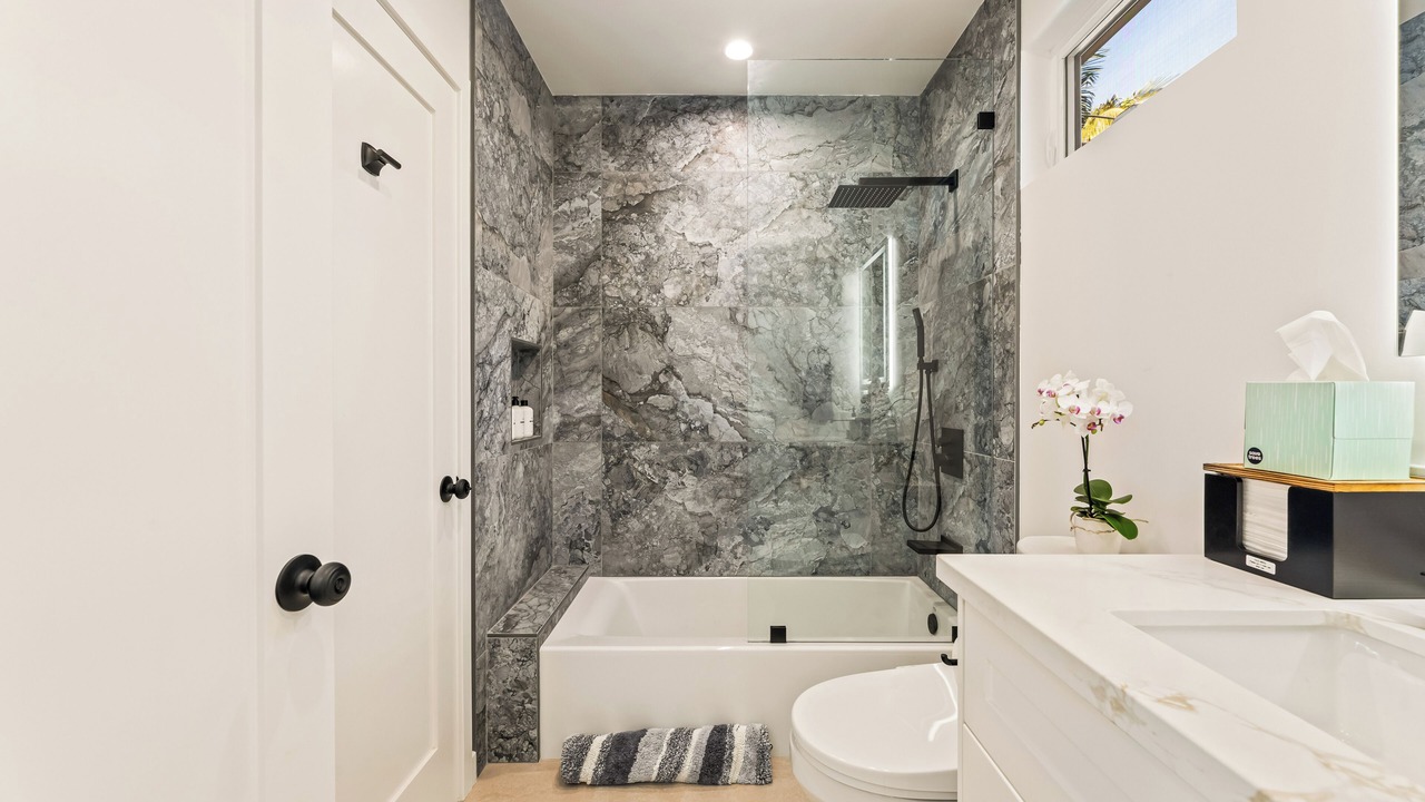 Photo of Bathroom in Hollywood Hills West