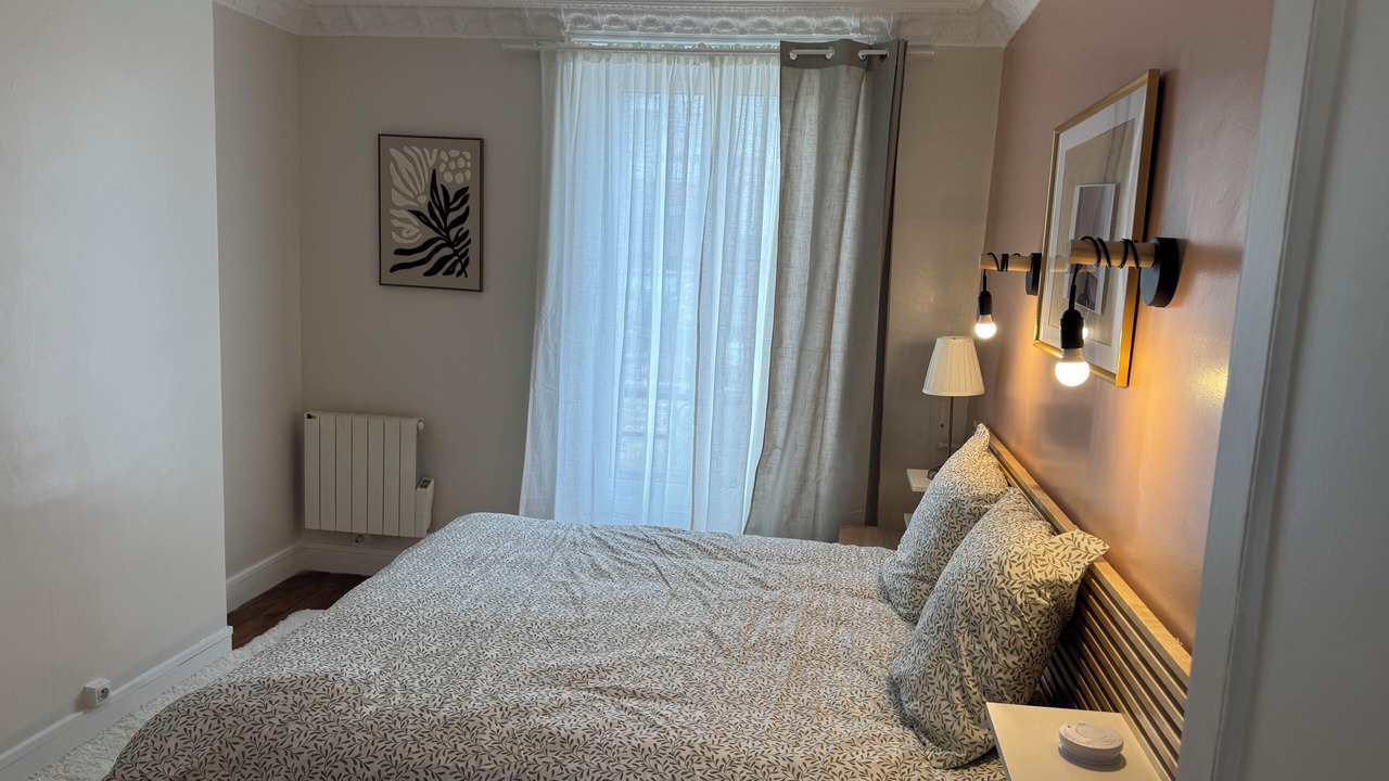 Photo of Bedroom in Bagnolet