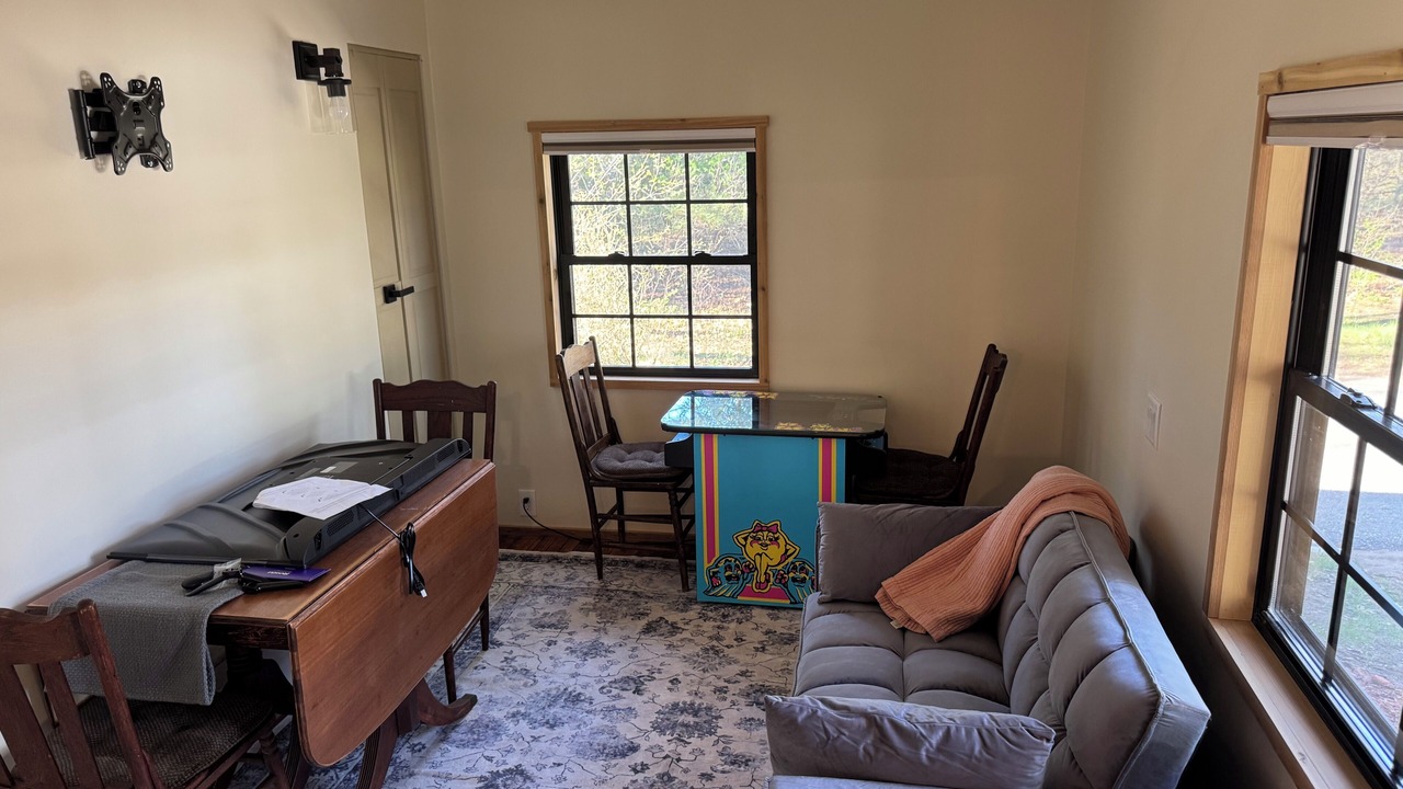 Photo of Livingroom in New Lisbon