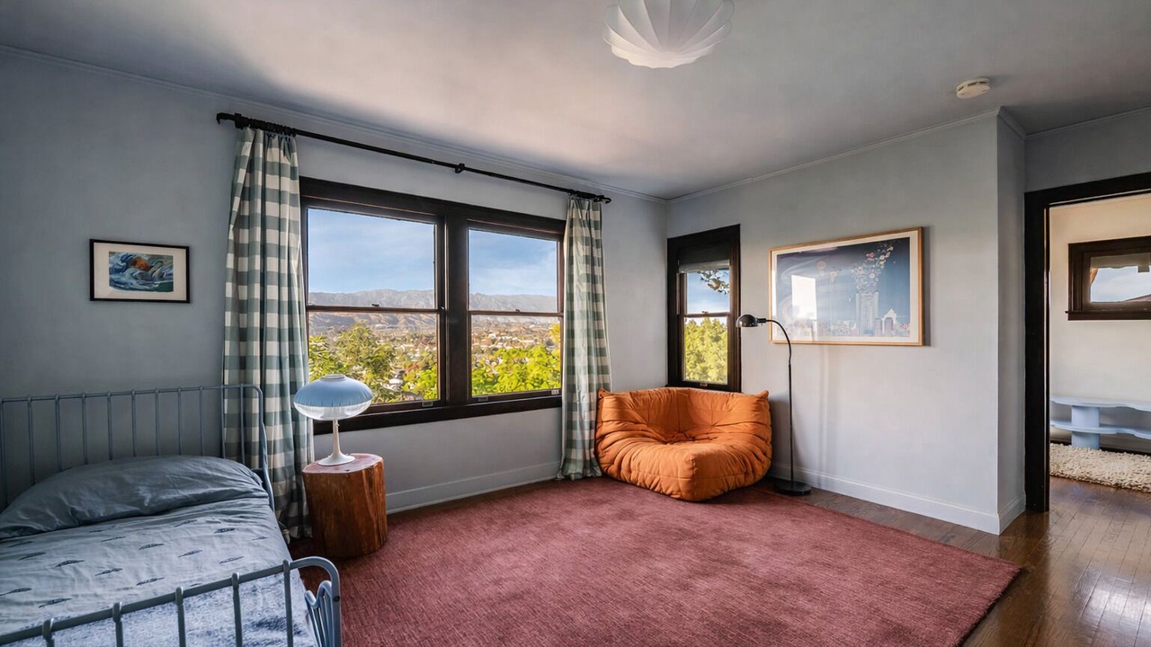 Photo of Bedroom in Eagle Rock