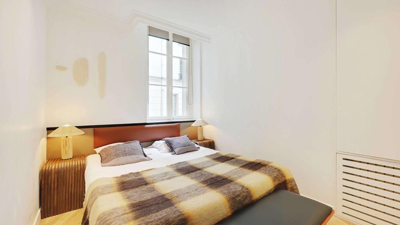 Photo of Bedroom in Notre-Dame-des-Champs