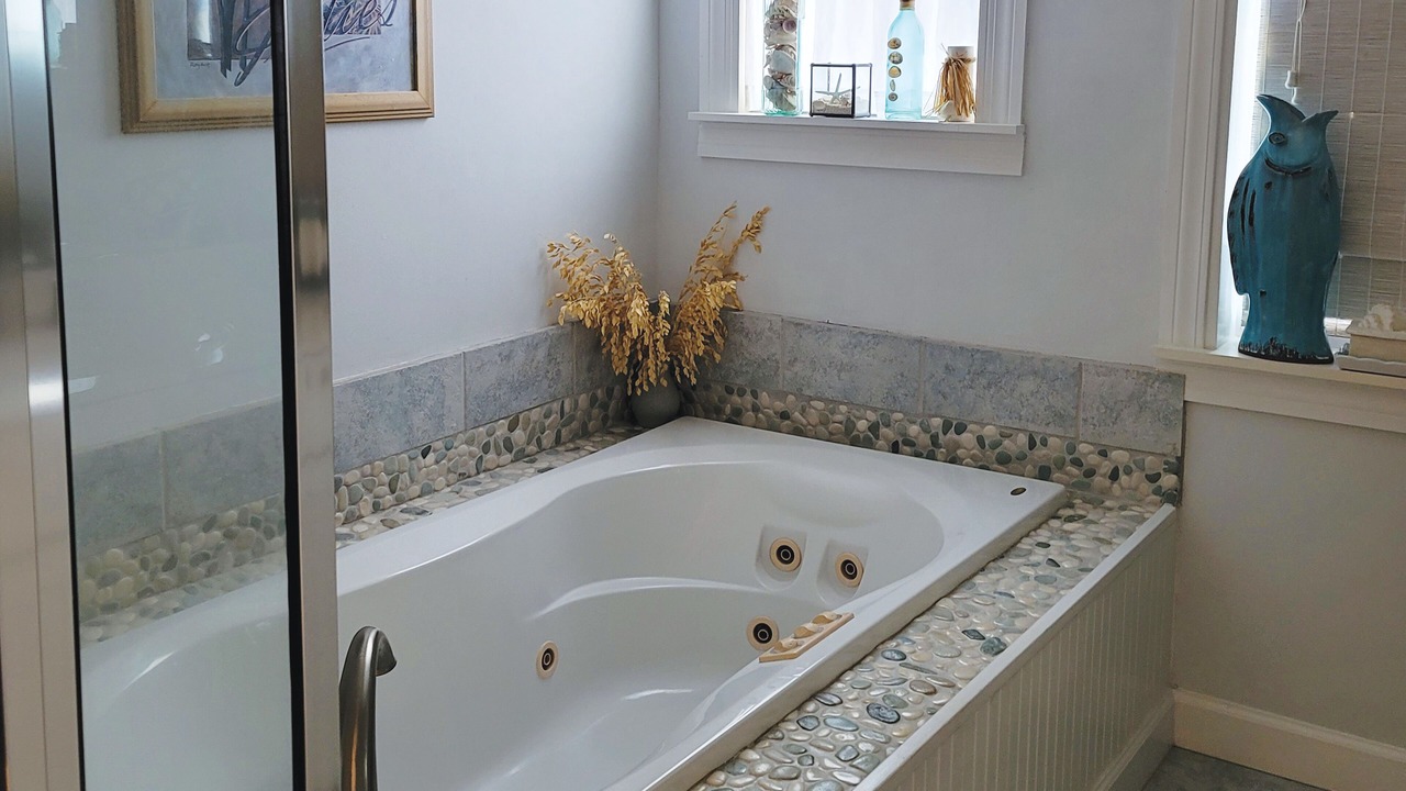 Photo of Bathroom in Ocean Springs
