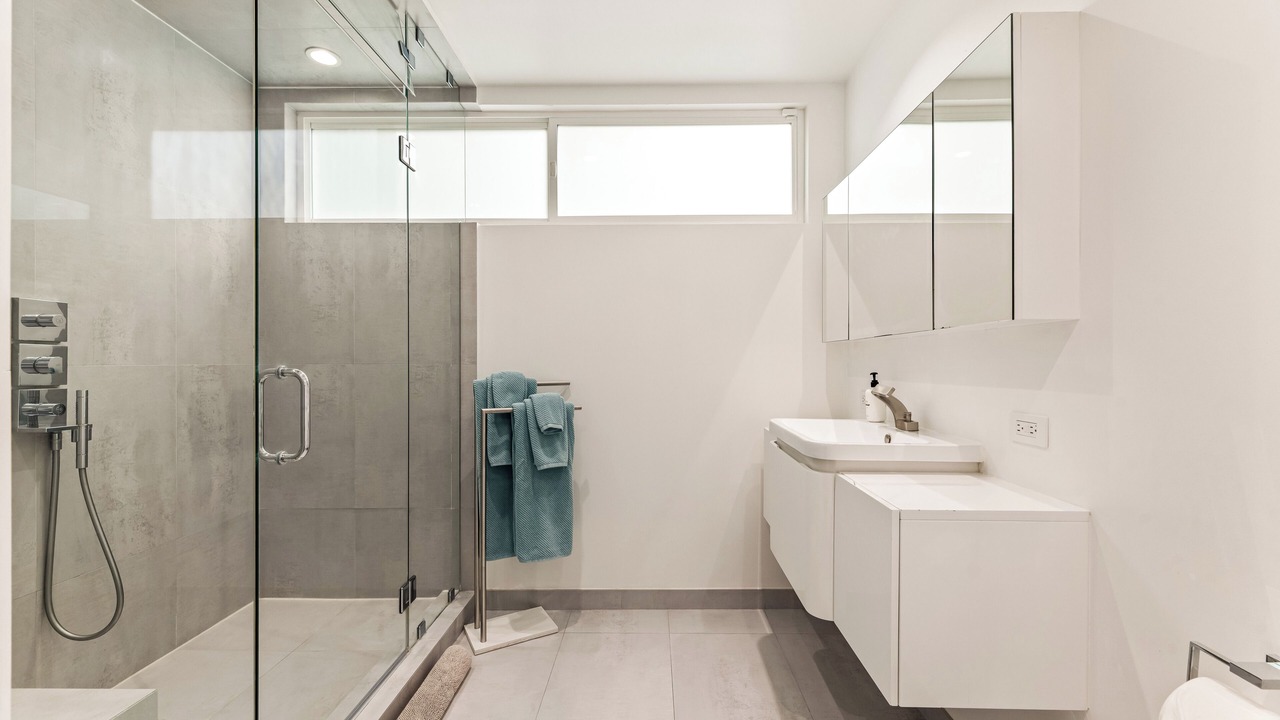 Photo of Bathroom in Sherman Oaks