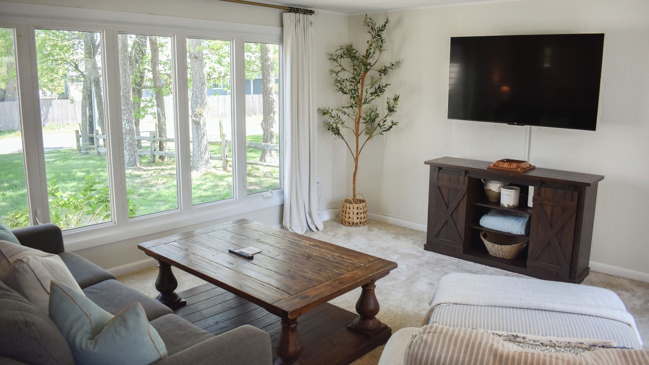 Photo of Livingroom in West Dennis