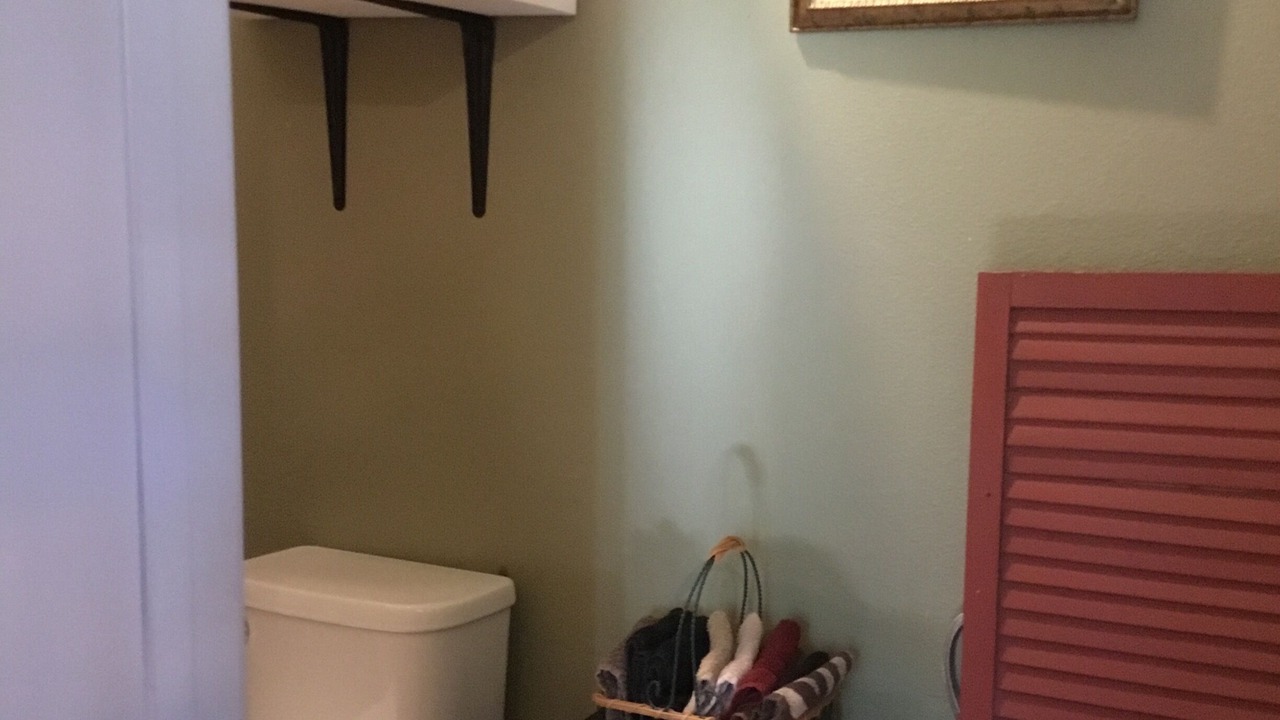 Photo of Bathroom in Perkinston