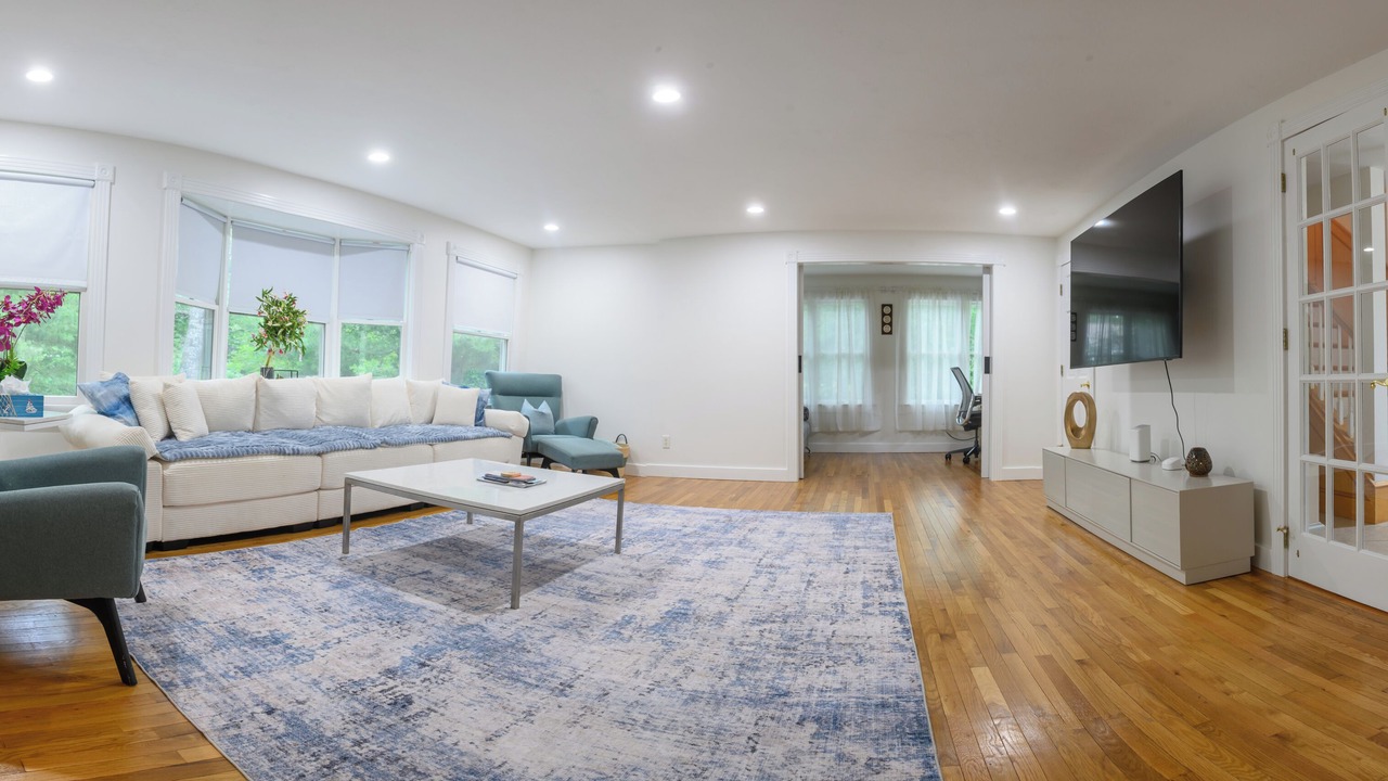 Photo of Bedroom in West Yarmouth