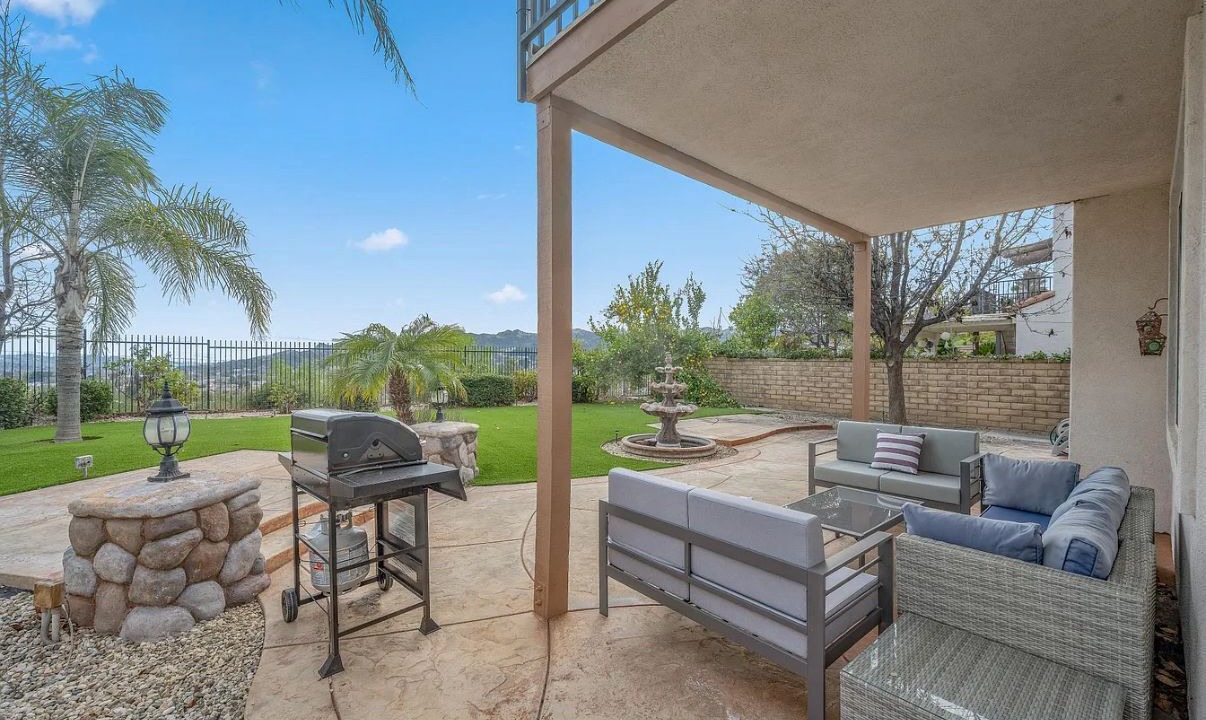 Photo of Patio Balcony in Castaic