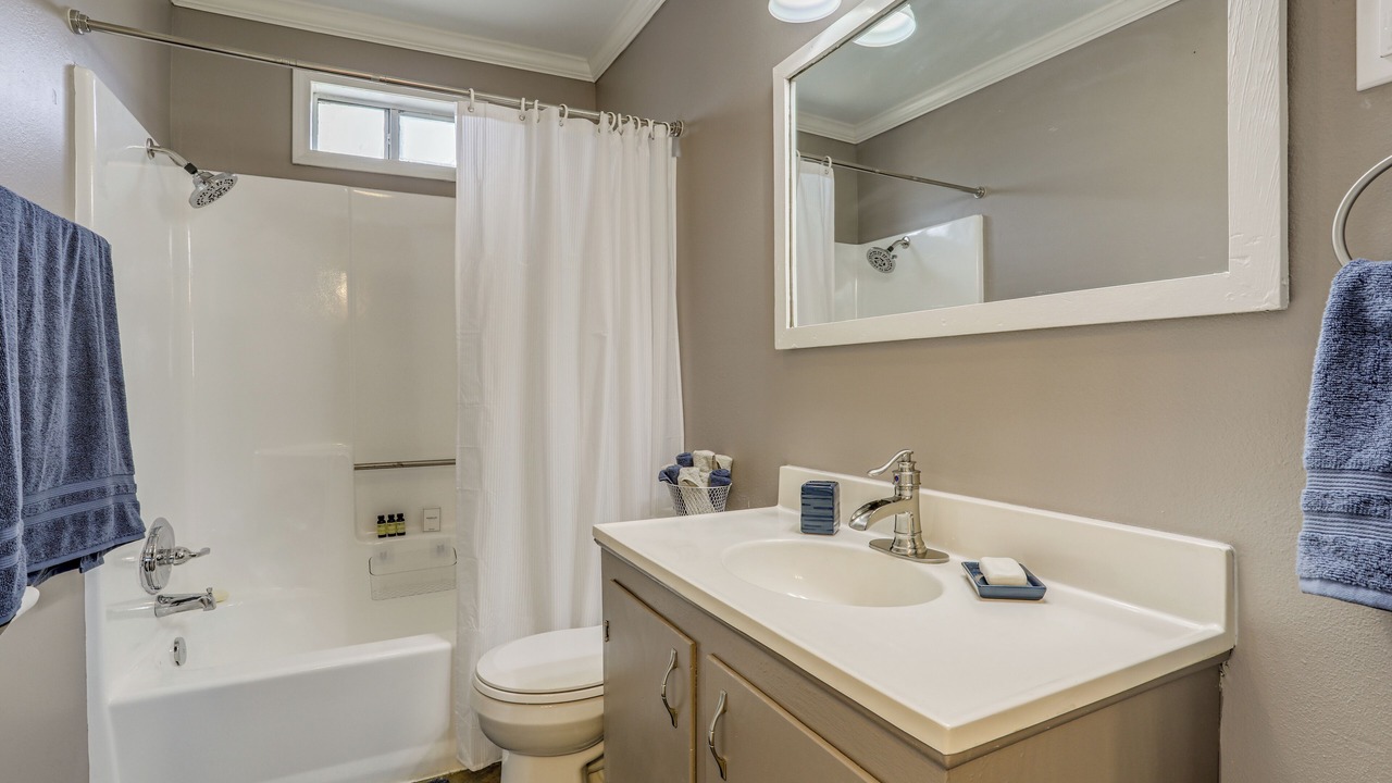 Photo of Bathroom in Wickliffe