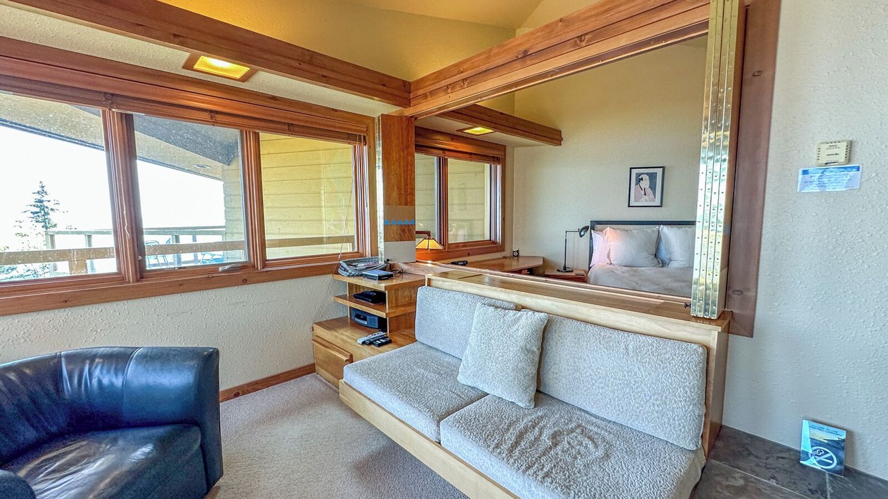 Photo of Bedroom in Grand Marais