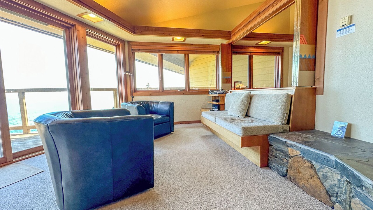 Photo of Bedroom in Grand Marais