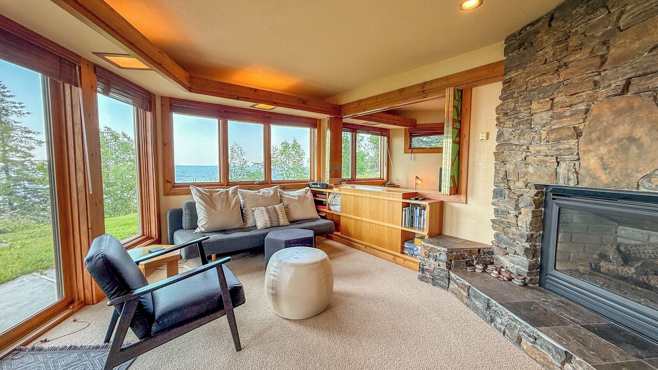 Photo of Bedroom in Grand Marais