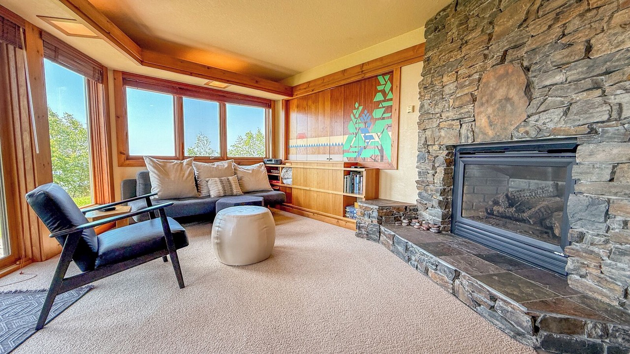 Photo of Livingroom in Grand Marais