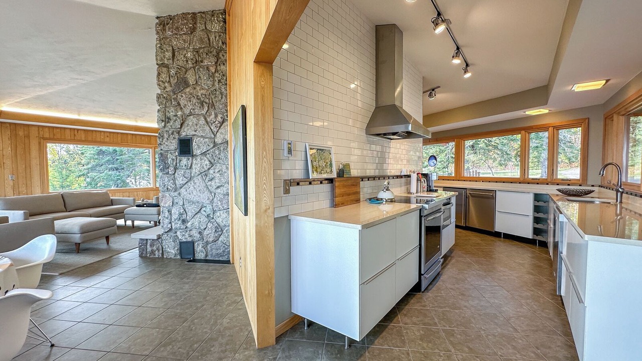 Photo of Bedroom in Grand Marais