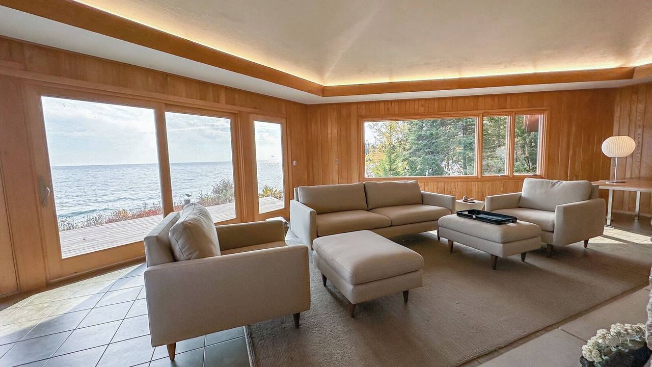 Photo of Livingroom in Grand Marais