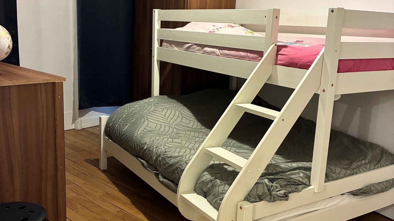 Photo of Bedroom in Saint-Lambert