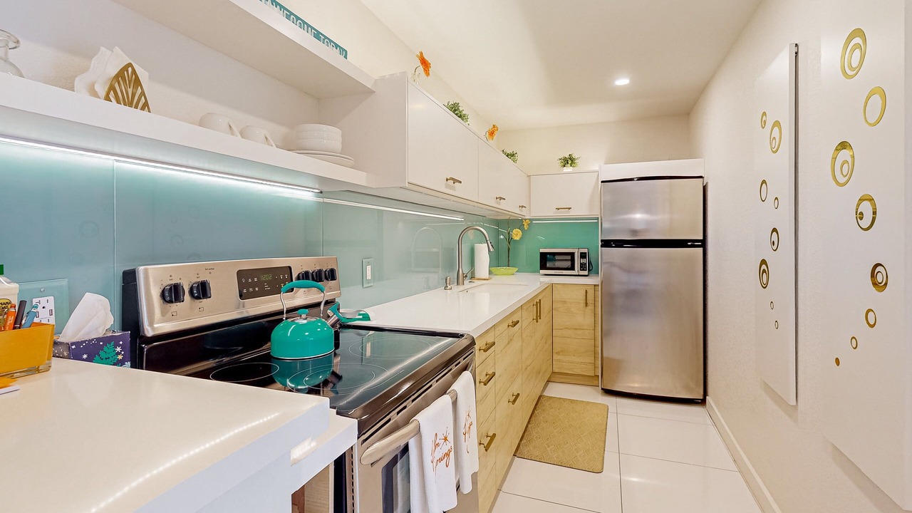 Photo of Kitchen in Racquet Club West