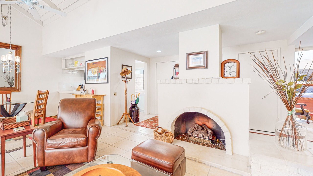 Photo of Livingroom in Canyon Sands