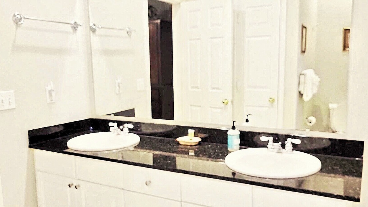 Photo of Bathroom in Gulfport