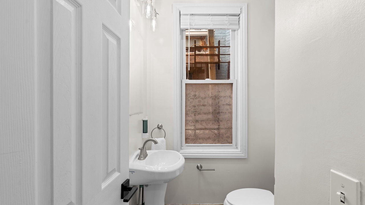 Photo of Bathroom in Le Droit Park