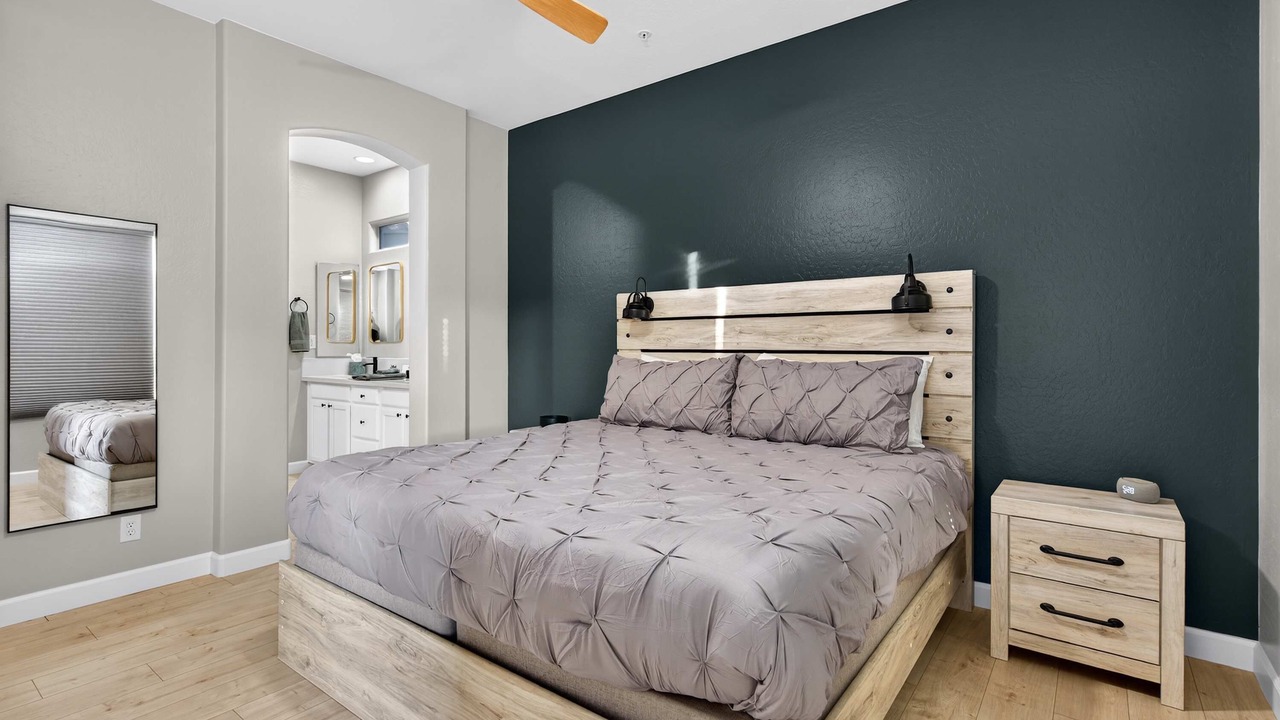 Photo of Bedroom in Talon Retreat
