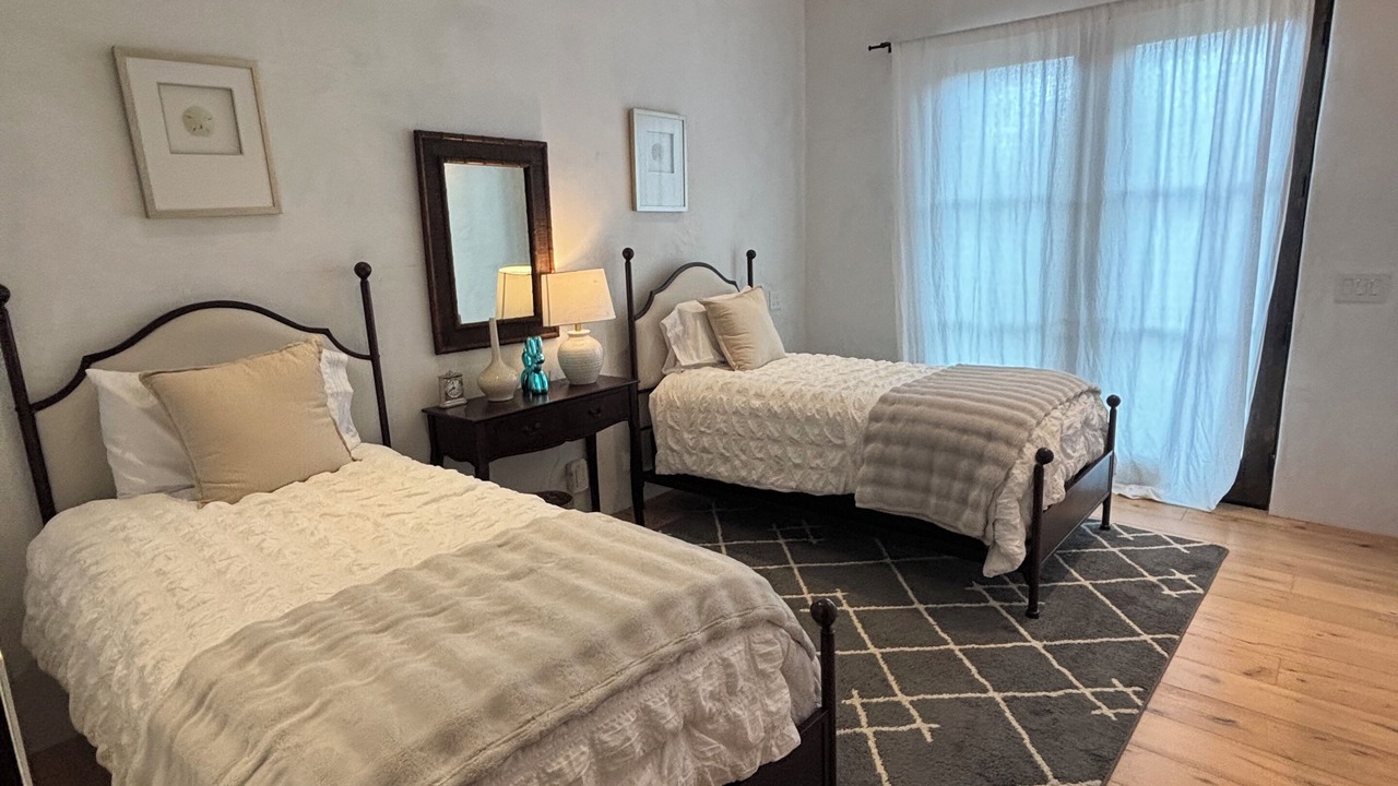 Photo of Bedroom in Somis