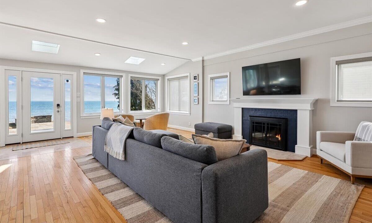 Photo of Livingroom in Fort Howard