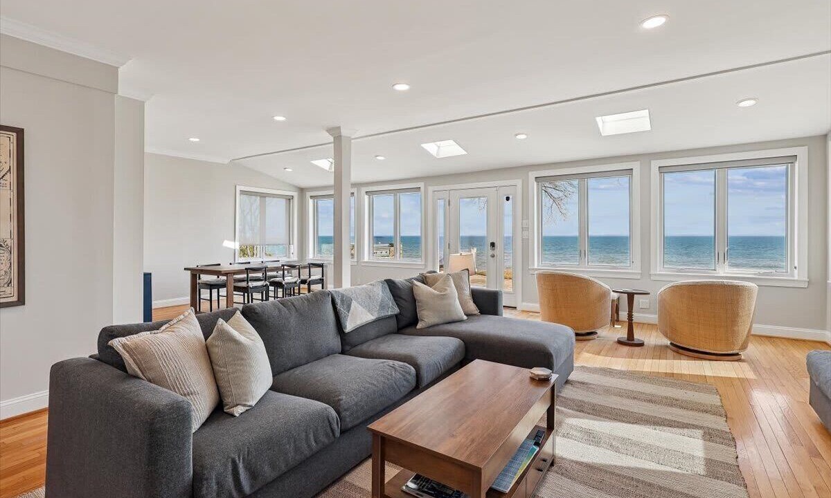 Photo of Livingroom in Fort Howard