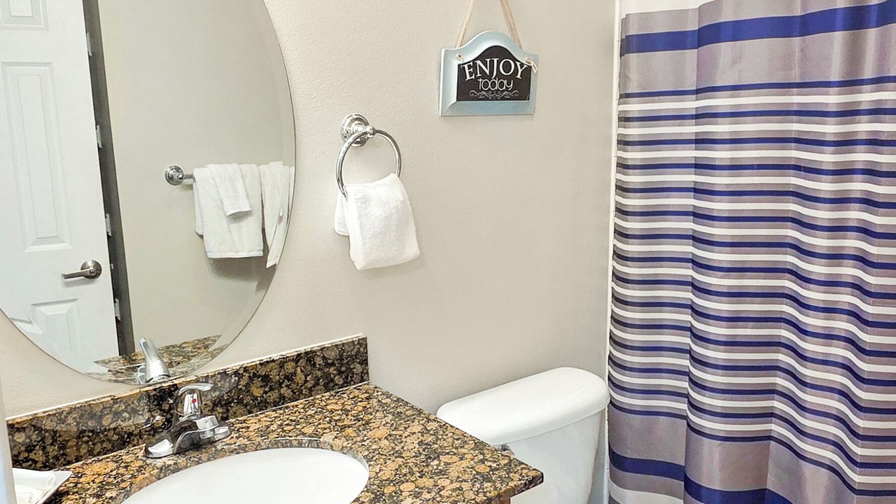 Photo of Bathroom in Gulf Park Estates