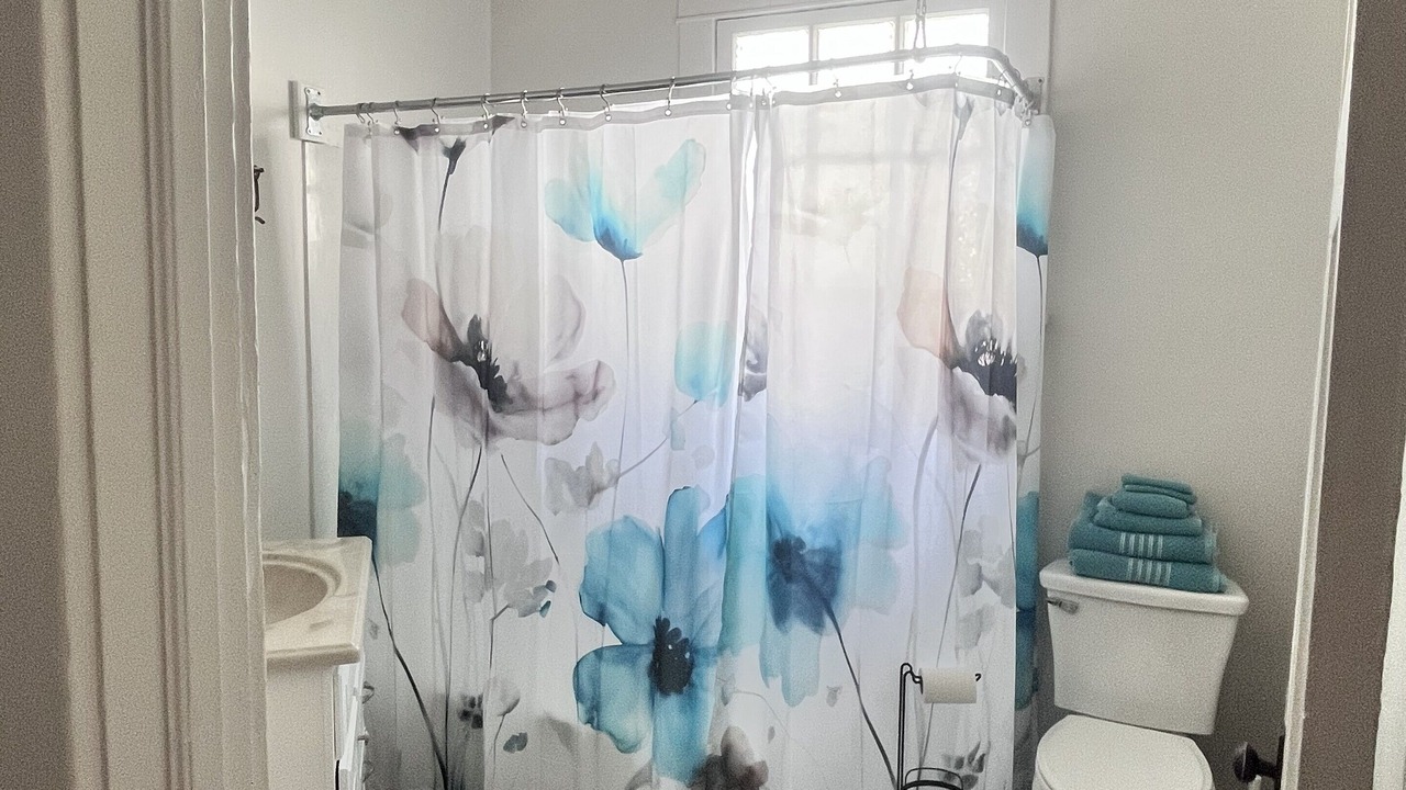 Photo of Bathroom in Broadmoor