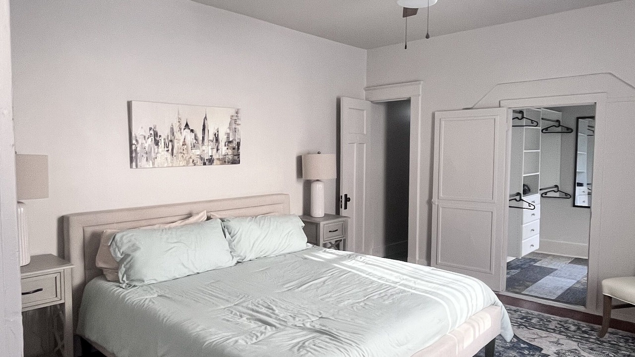 Photo of Bedroom in Broadmoor