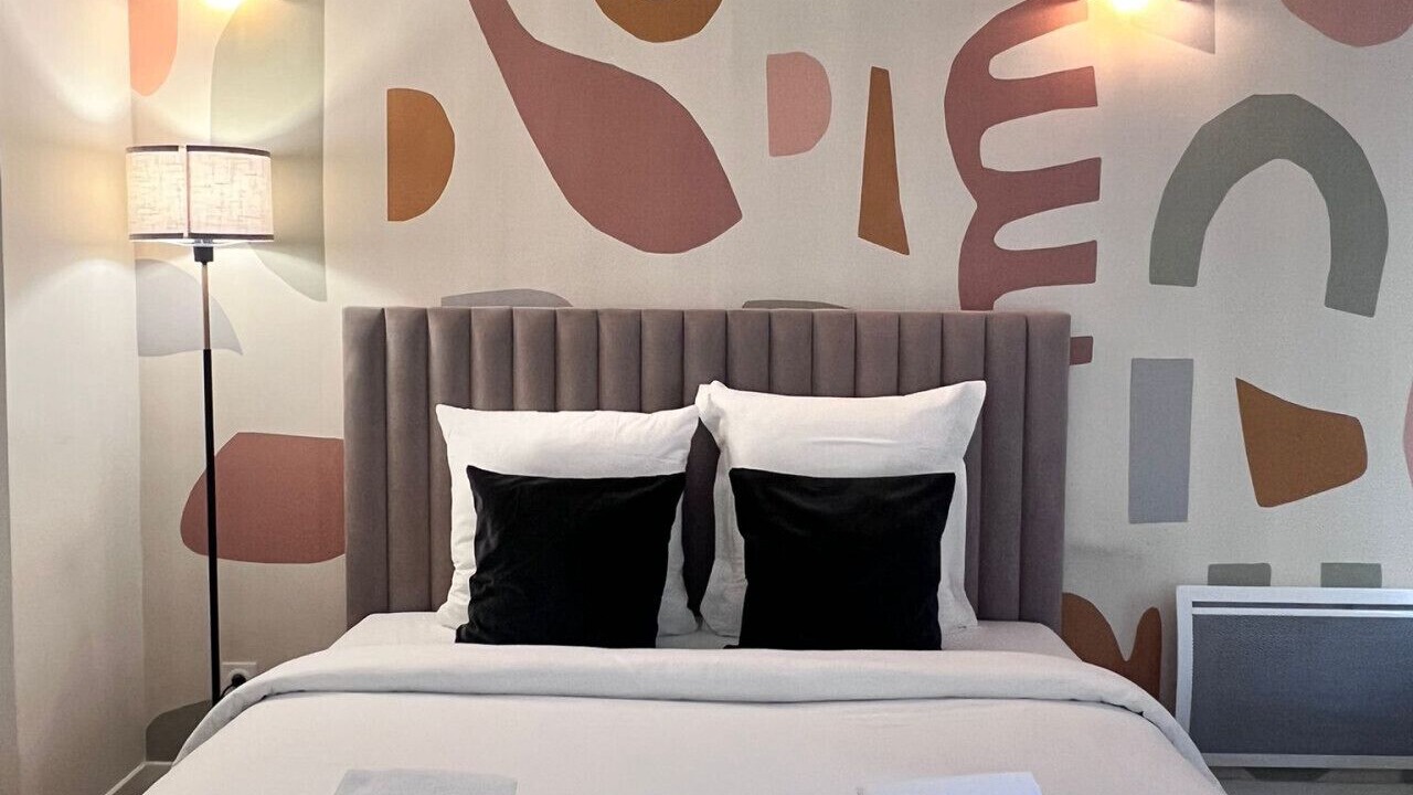 Photo of Bedroom in Notre-Dame-des-Champs
