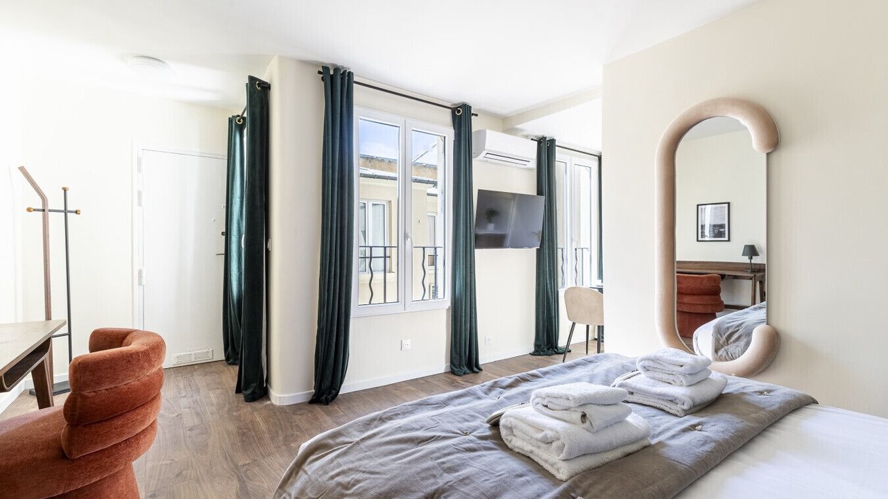 Photo of Bedroom in Notre-Dame-des-Champs