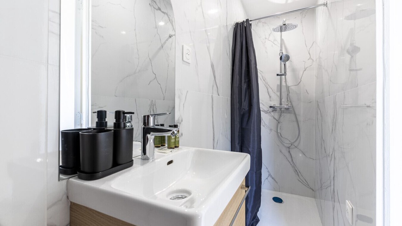 Photo of Bathroom in Notre-Dame-des-Champs