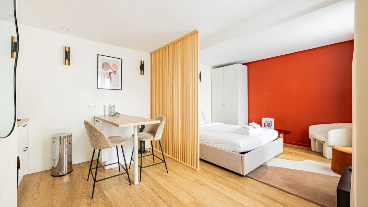 Photo of Bedroom in Notre-Dame-des-Champs