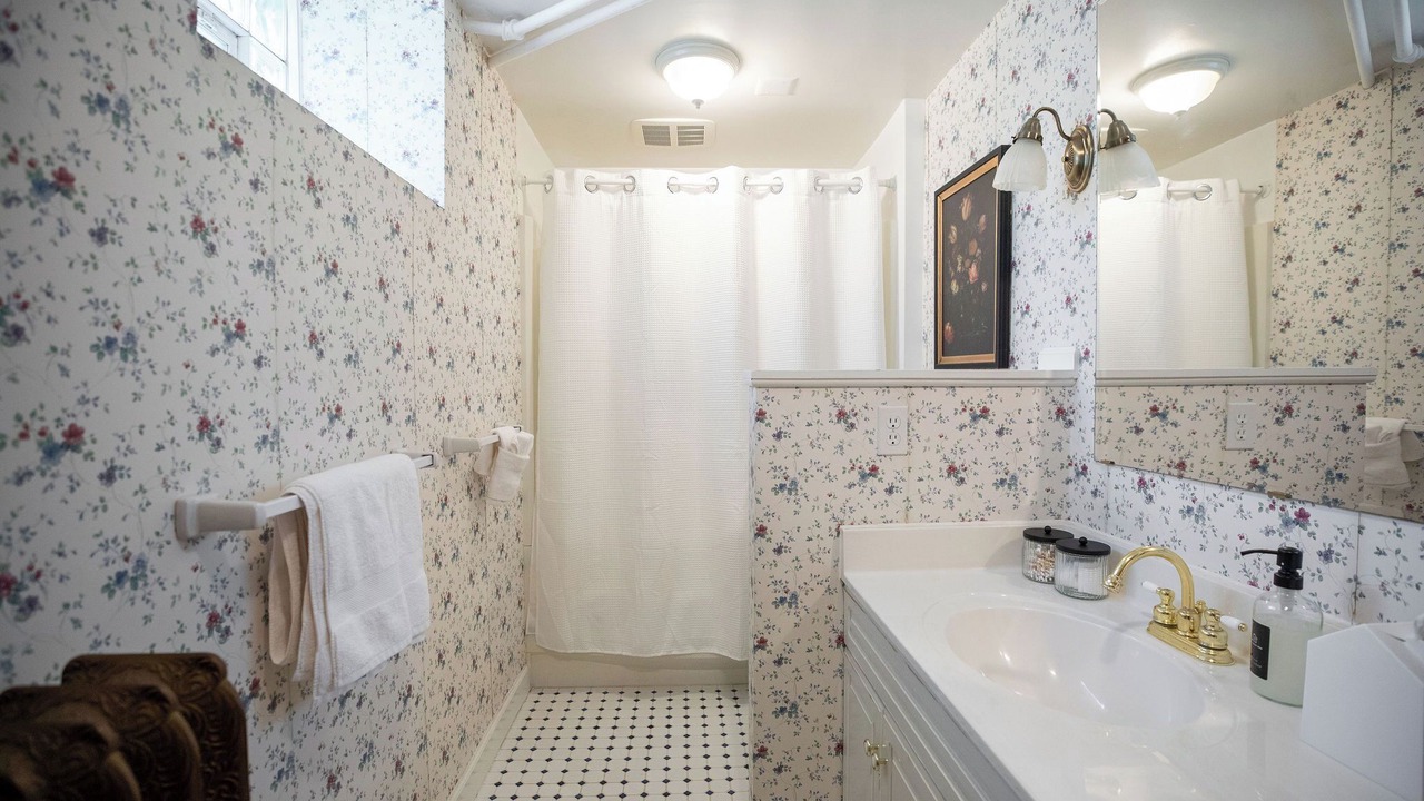 Photo of Bathroom in Powderhorn