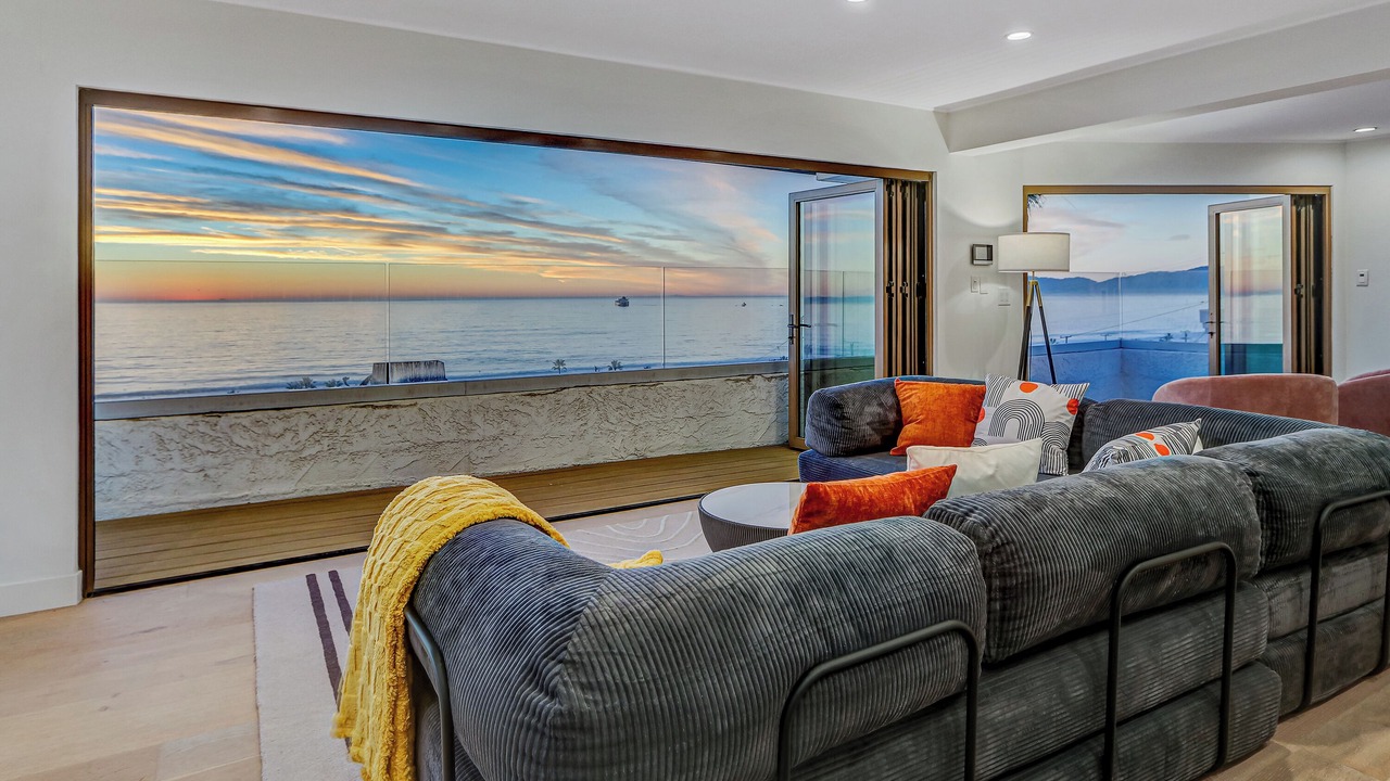 Photo of Livingroom in Sand Section
