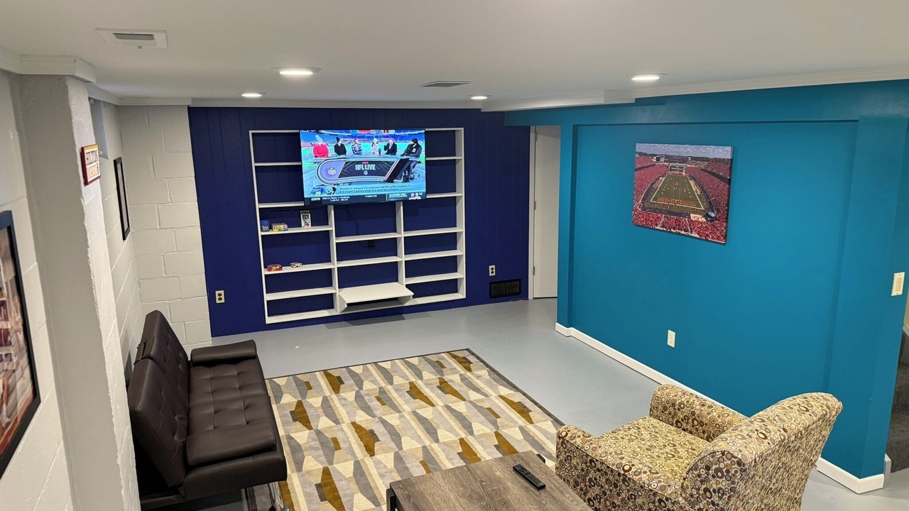 Photo of Livingroom in Ames