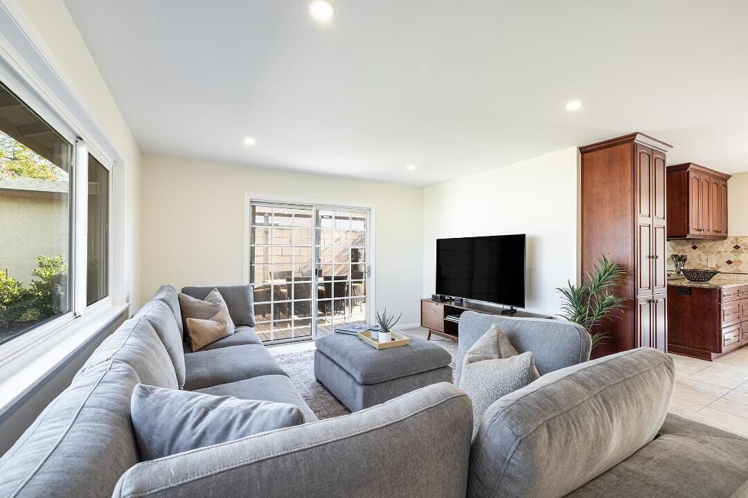 Photo of Livingroom in Simi Valley