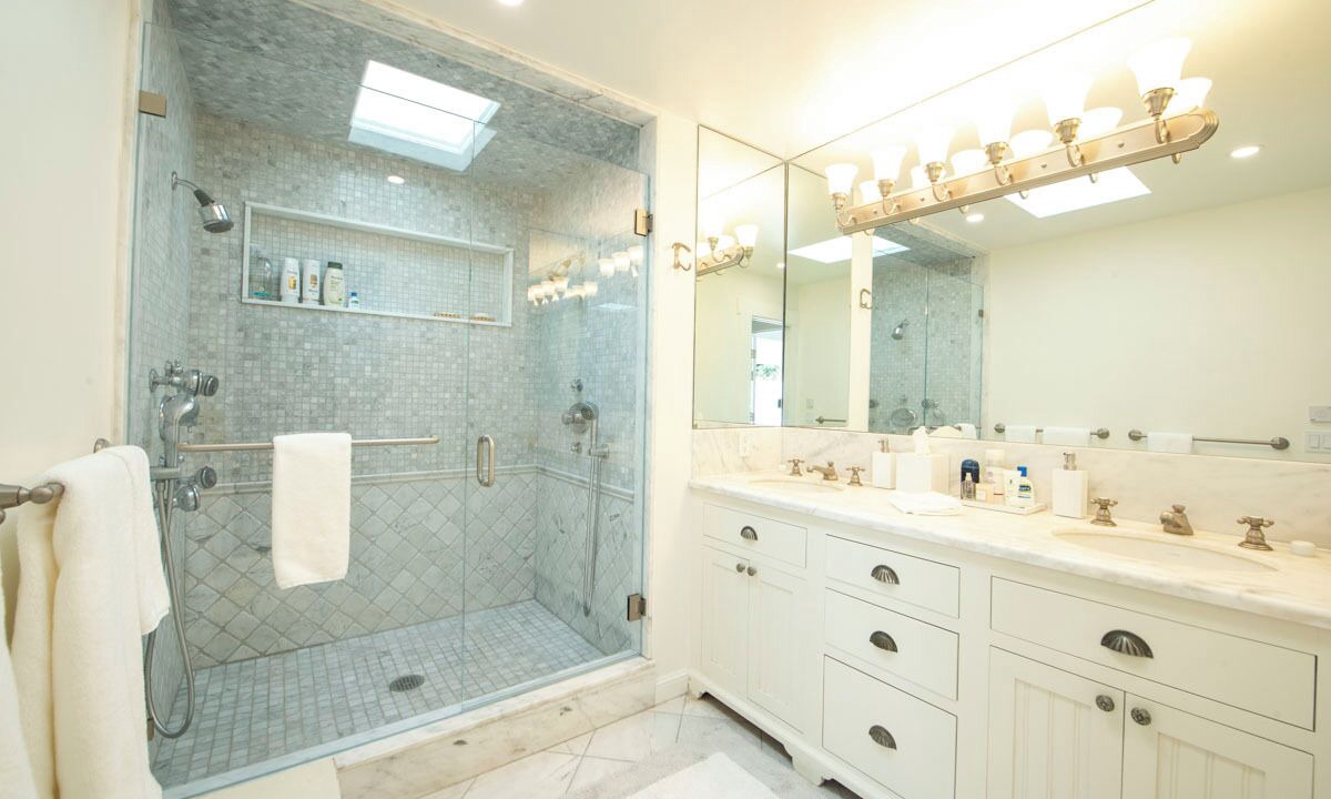 Photo of Bathroom in Coast Village