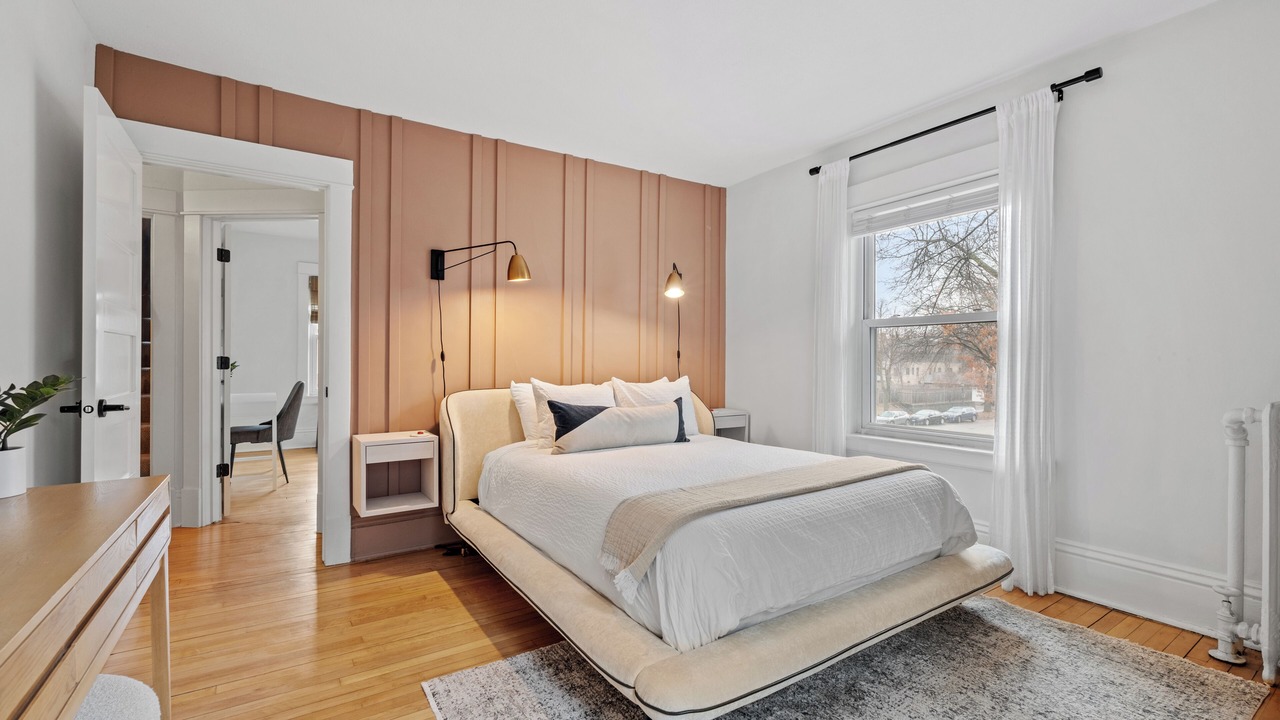 Photo of Bedroom in Summit Hill