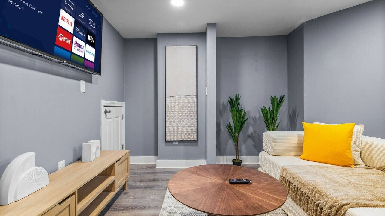 Photo of Livingroom in Washington Park